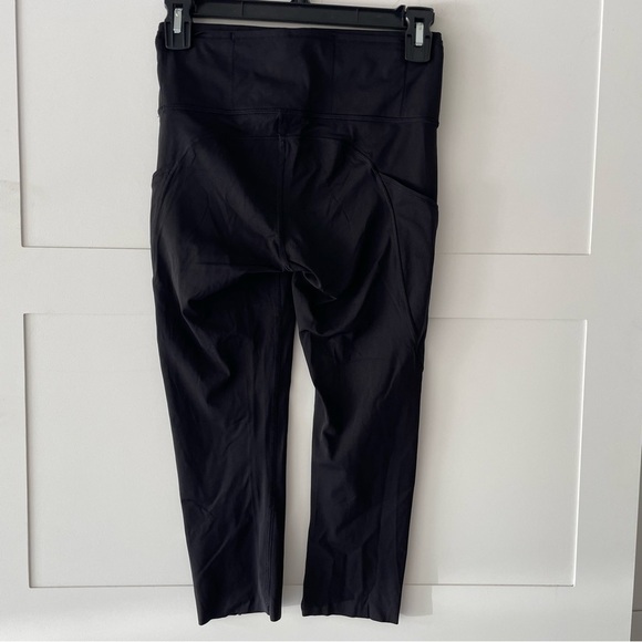 Lululemon 19” cropped side pocket leggings black 15947 - Picture 6 of 9
